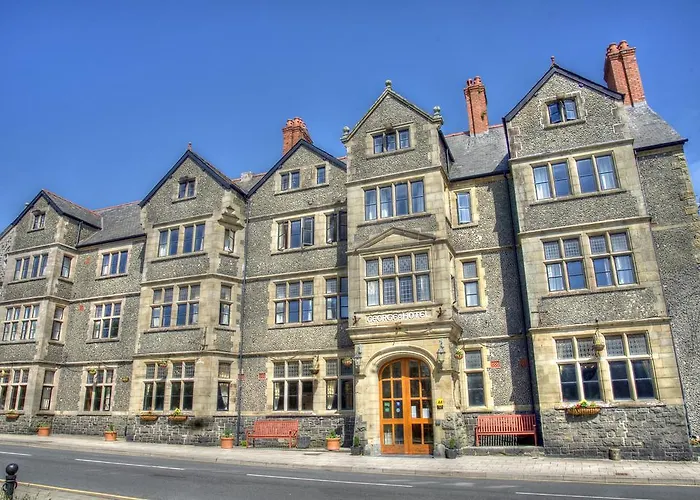 Cheap hotel: George IV Hotel